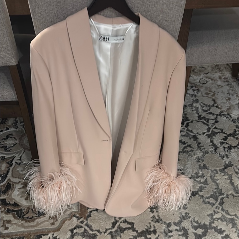 Zara feather sleeve blazer light pink